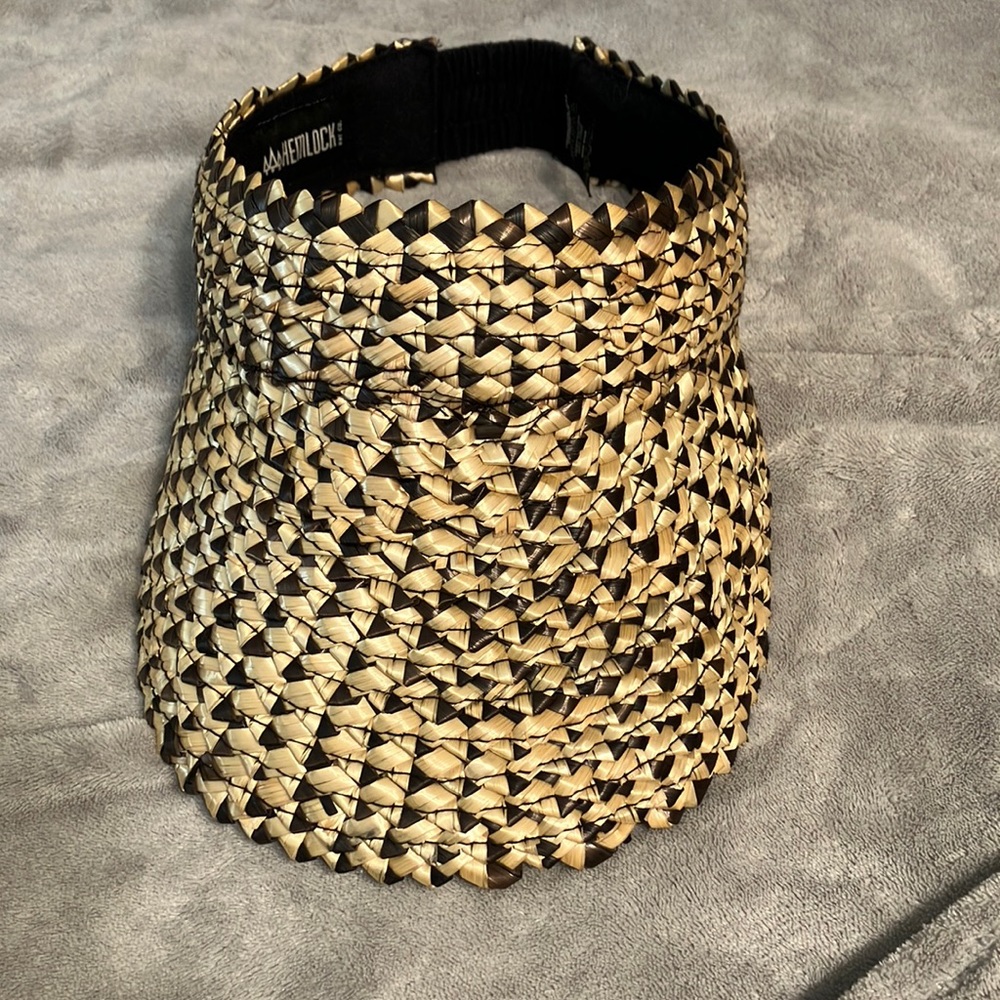 Hemlock Visor in Pepper one size